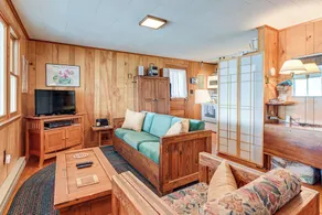 Dock & Rowboat: 'beechnut Bungalow' on Keuka Lake - Interiør