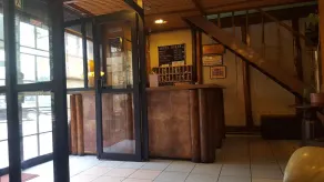 Hotel Railef - Lobby