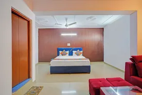 FabHotel Crown 15 - Noida Sector-15 Metro Station - Chambre