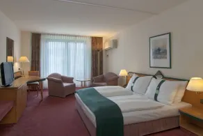 FOUR Essen City Centre - Room