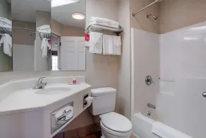 Americas Best Value Inn Gettysburg - Bathroom