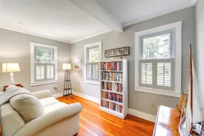 2 Mi to Dtwn: 2-acre Retreat w/ Large Yard! - Interiør
