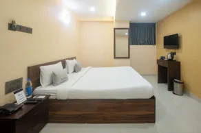Hotel Pravasa stay ,Shirdi - Rom