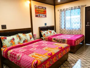 Trinetra Himalayan Stay - Chambre