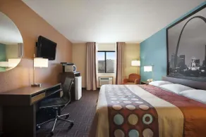 Super 8 by Wyndham Collinsville St. Louis - Chambre