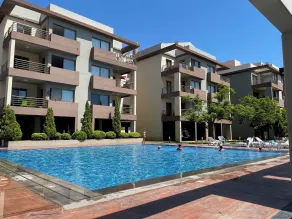 Chalet im Batrouna Park Resort, mit Blick auf den Pool, Gas- und Fitnessraum, GENERATOR INKLUSIVE - Pool