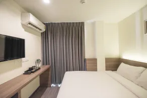 Sovereign Group Hotel at Pratunam - Room