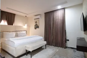 YANNA APARTMENT BY KHALIQUES - Habitación