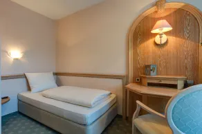 Hotel Stern by EMPA - Quarto