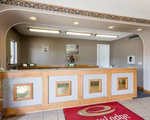 Econo Lodge Grenada - Hall
