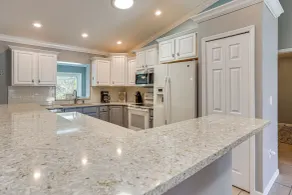 Saltwater Pool! Sebring Oasis Near Lake Jackson - Intérieur