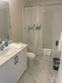 New 3 Bedroom 2 Bathroom Home in West Niagara - Bathroom