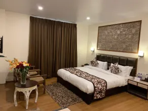 The Aryan Regency - Room