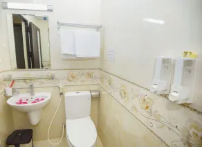 Old Town Palace Guest House - Bathroom