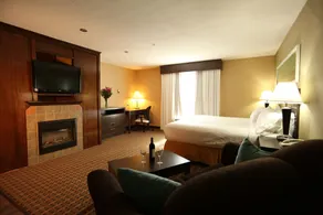 Holiday Inn Express Hotel & Suites Vernon by IHG - Chambre