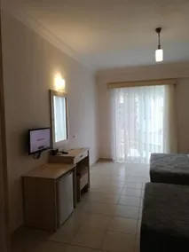Viras Hotel - Zimmer