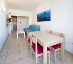 Apartamentos Tramuntana - Chambre