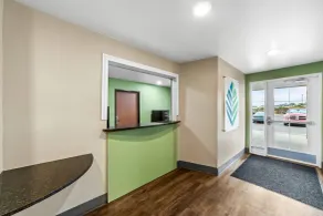 WoodSpring Suites San Antonio South - Lobby