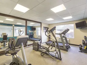 La Quinta Inn & Suites by Wyndham Central Point - Medford - Salle de remise en forme