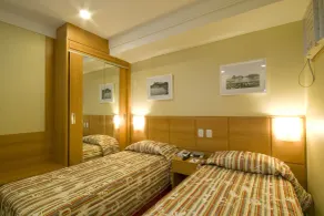Hotel Atlântico Business Centro - Room