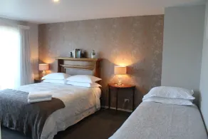 The Mackenzie Suites - Zimmer