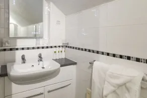 Elder Grove - Bathroom