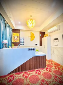 Hotel Aana Inn Prime  - Zimmer