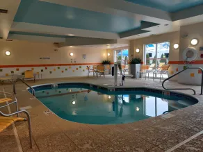 Comfort Inn & Suites Akron South - Pool