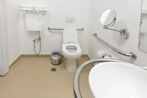 Ramada by Wyndham Campinas Viracopos - Baño