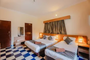 AB Tropical Beach Resort By Goa Bees - Zimmer