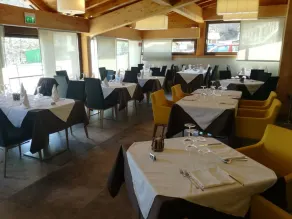 National Park Hotel & Spa - Restaurant