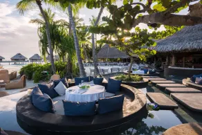 Conrad Bora Bora Nui - Piscina