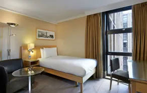 Hilton London Kensington - Room