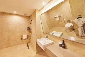 Hotel Uri& - Bathroom