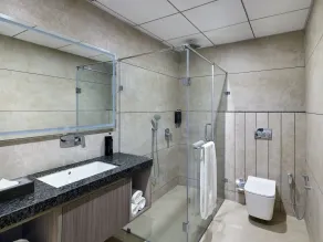 Pride Elite Gandhinagar - Bathroom