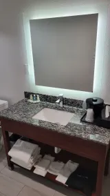 Quality Inn Forsyth near GA Public Safety Training Center - Salle de bain