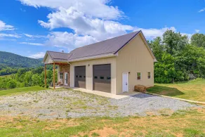 Pet-friendly Home w/ Stunning Views in Sparta! - Innenbereich
