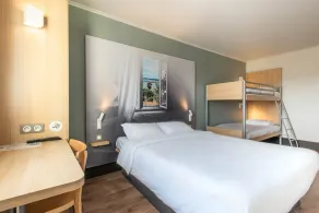 B&B HOTEL Vannes Ouest Golfe du Morbihan - Chambre