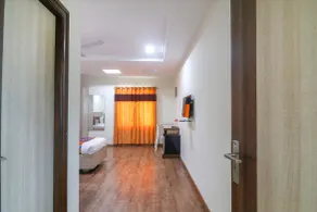 FabHotel Pride Inn Financia - Near DLF Cyber City Gachibowli - Room