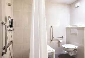 B&B HOTEL NANTERRE Rueil-Malmaison - Salle de bain