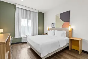 Spark by Hilton Houston Hobby Airport - Chambre