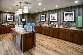 Hampton Inn & Suites Baltimore/Aberdeen - Restaurant