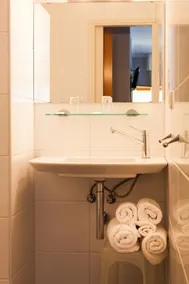 Hostal Restaurant Roma - Salle de bain