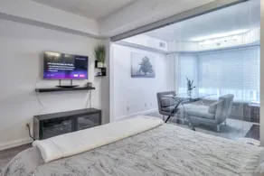 Waterfront Clair Avenue Suites - Chambre