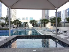 Classy & Ravishing 1BR w/ Enchanting Marina Views! - Piscine