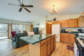 Old Forge Getaway! Cozy Base for All-season Fun - Interiör