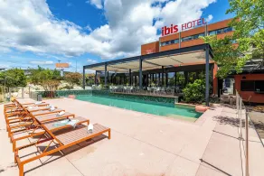 ibis Valence Sud - Pool