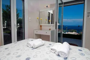 Brentanos Apartments - A - View of Paradise - Chambre