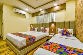 Super Collection O Hotel Raj Palace - Room