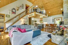 Ski Okemo & Hike: 3BR Vermont Cabin - Interiør